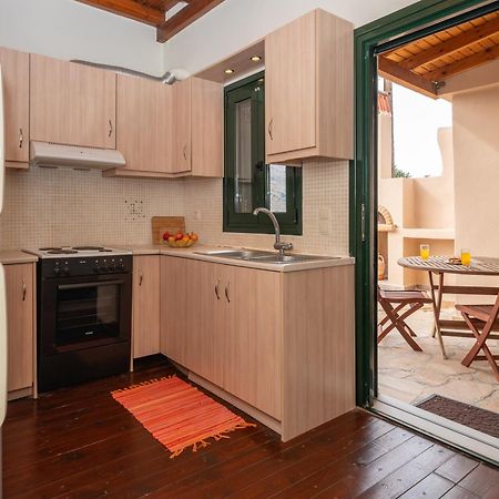 Ornus Traditional House Orne Extérieur photo